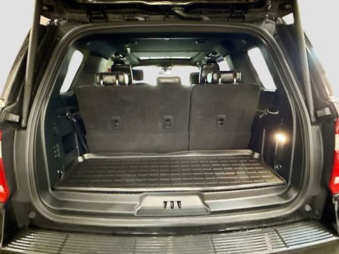 Used 2020 Ford Expedition XLT w/ Equipment Group 202A image 28