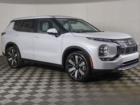 New 2026 Mitsubishi Outlander SE image 54