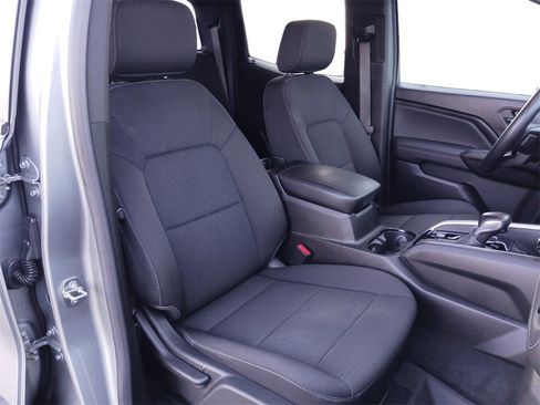 Used 2023 Chevrolet Colorado LT image 27