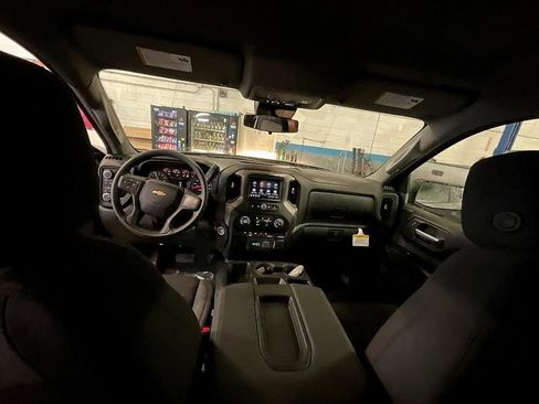 New 2026 Chevrolet Silverado 1500 Custom image 3