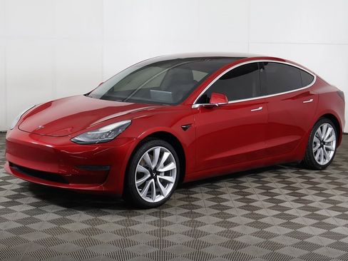 Used 2018 Tesla Model 3 Long Range image 8