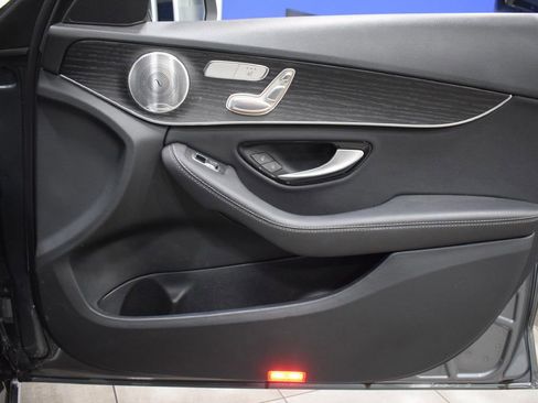 Used 2021 Mercedes-Benz C 300 4MATIC Sedan w/ Driver Assistance Package image 19