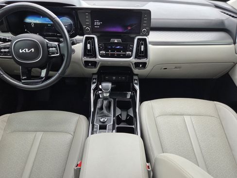 Used 2023 Kia Sorento SX FWD image 7