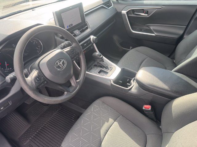 Used 2024 Toyota RAV4 XLE FWD image 8