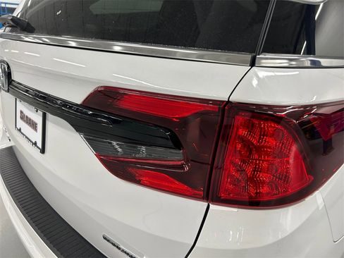 New 2026 Honda Odyssey Touring image 20