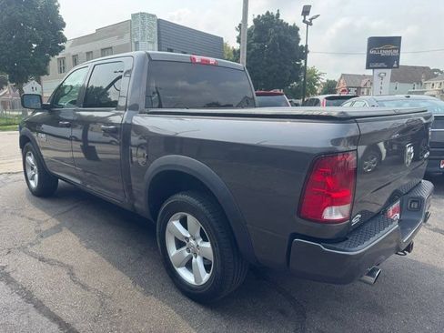 Used 2014 RAM 1500 Express AWD/4WD image 4