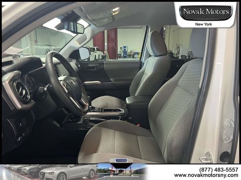 Used 2023 Toyota Tacoma SR5 w/ Technology Package image 11