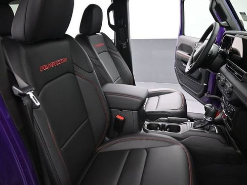 New 2026 Jeep Wrangler Unlimited Rubicon AWD/4WD image 26