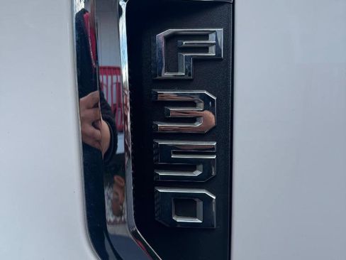 Used 2022 Ford F350 XLT image 16