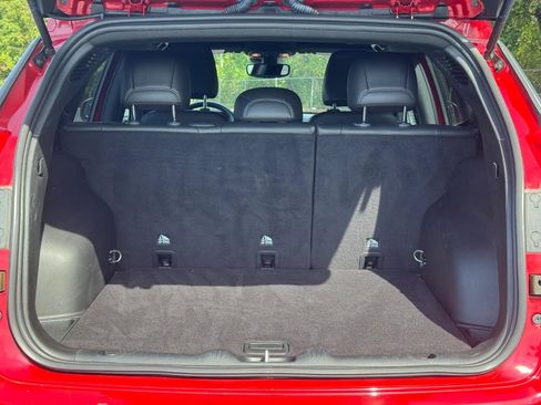 Used 2022 Jeep Compass Limited image 4