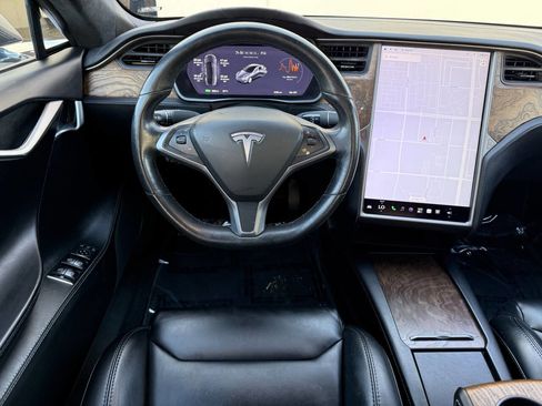 Used 2020 Tesla Model S Long Range Plus AWD/4WD image 23