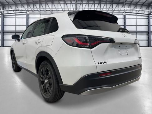 New 2027 Honda HR-V Sport image 3