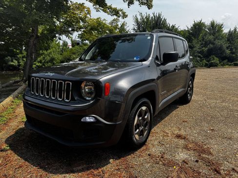 Used 2018 Jeep Renegade Sport w/ Power & Air Group FWD image 11
