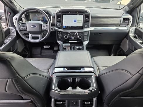 Used 2025 Ford F150 Lariat w/ Equipment Group 501A Mid AWD/4WD image 8