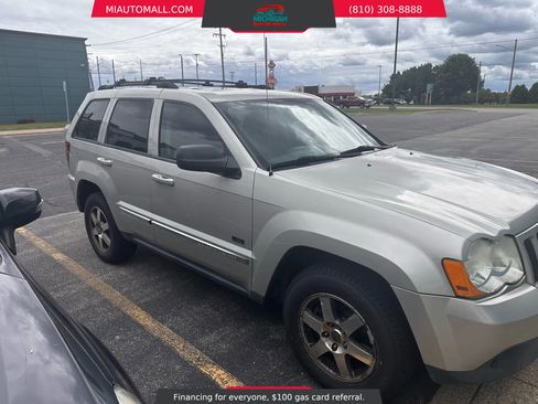 Used 2009 Jeep Grand Cherokee Laredo image 7