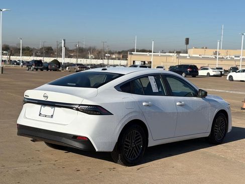 New 2026 Nissan Sentra SV FWD image 7