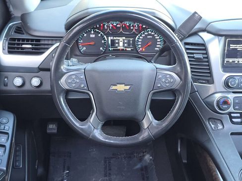 Used 2019 Chevrolet Tahoe LT w/ LT Signature Package image 26