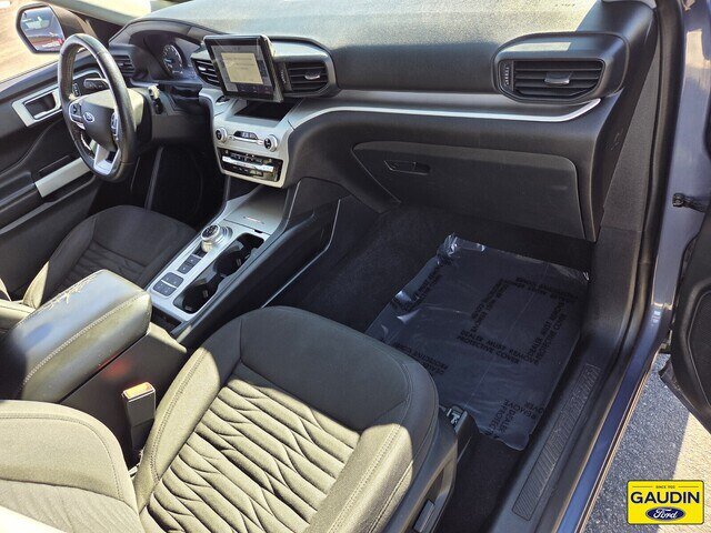 Certified 2021 Ford Explorer XLT RWD image 17