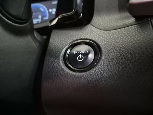 Used 2025 Toyota Camry SE FWD image 21