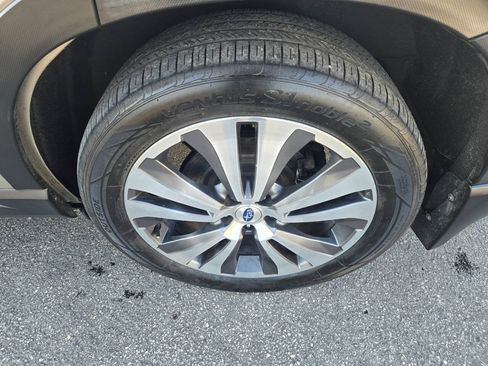 Used 2020 Subaru Ascent Limited AWD/4WD image 10