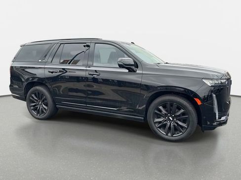 Used 2022 Cadillac Escalade Sport w/ Touring Package image 6