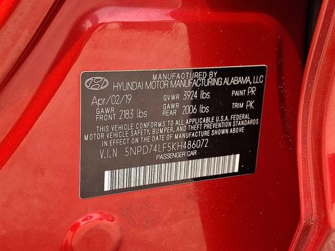 Used 2019 Hyundai Elantra SE FWD image 27