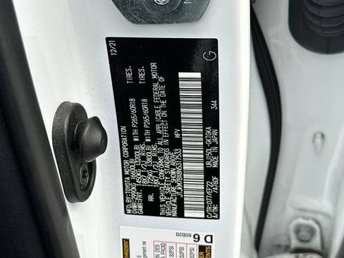 Used 2022 Lexus GX 460 w/ Black Line Special Edition AWD/4WD image 37