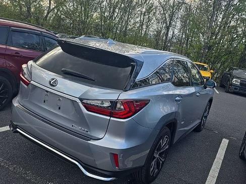 Used 2022 Lexus RX 350L Premium w/ Premium Package image 3