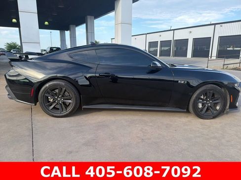 Used 2024 Ford Mustang GT RWD image 2