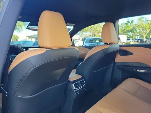 Used 2025 Lexus RX 350 FWD w/ Technology Package image 9