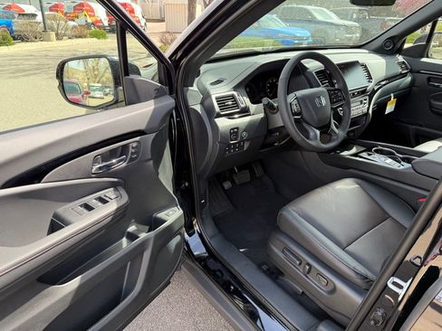 New 2026 Honda Ridgeline Black Edition image 12