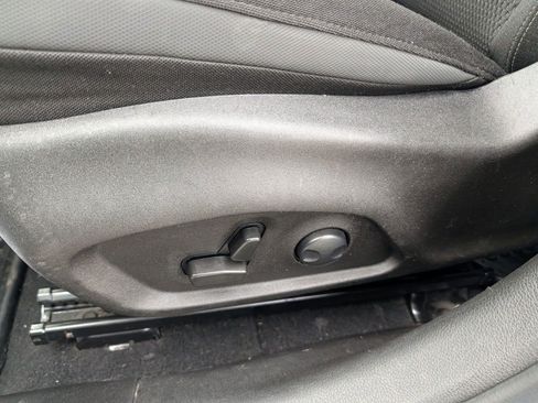 Used 2022 Jeep Renegade Altitude w/ Convenience Group image 17