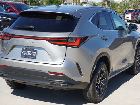 Used 2025 Lexus NX 250 FWD w/ Towing Package (2000 Lbs) image 5