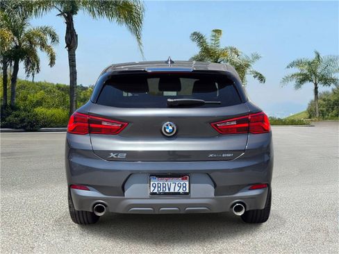 Used 2018 BMW X2 xDrive28i w/ M SportX Package AWD/4WD image 5