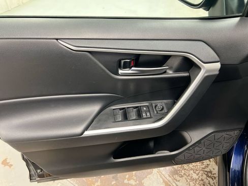 Used 2024 Toyota RAV4 XLE FWD image 21