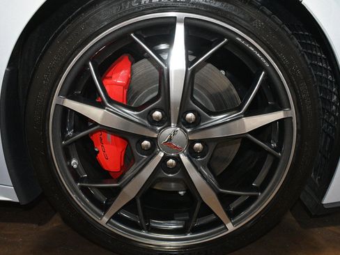 Used 2022 Chevrolet Corvette Stingray Convertible w/ Z51 Performance Package RWD image 66