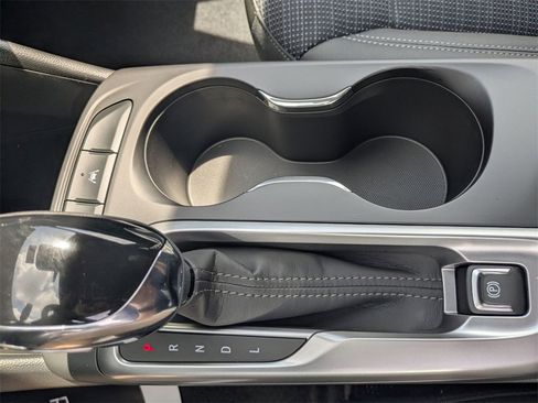 New 2025 Buick Envista Preferred image 13