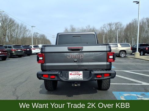 Used 2021 Jeep Gladiator Rubicon image 3