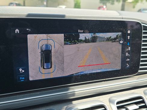 Certified 2024 Mercedes-Benz GLS 450 4MATIC image 33