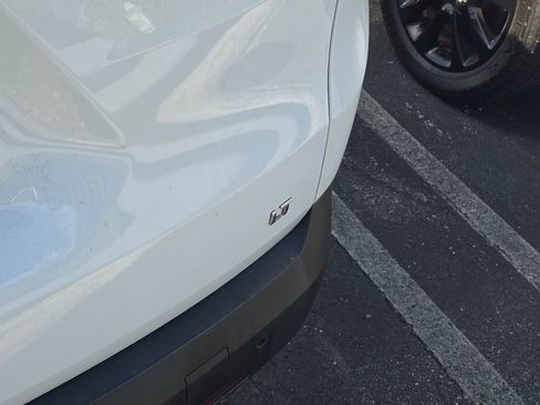 Used 2022 Chevrolet Traverse LT image 6