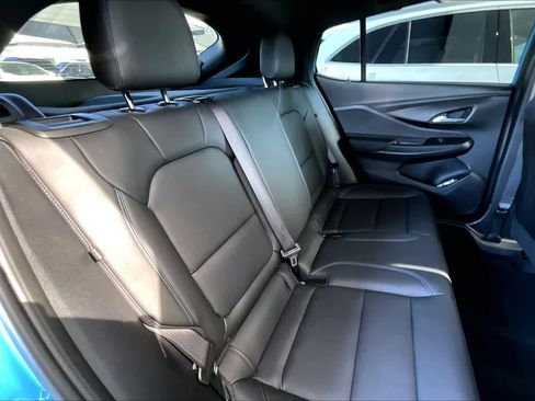 Used 2025 Buick Envista Sport Touring w/ Experience Buick Package image 19