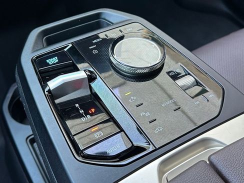 Used 2022 BMW iX xDrive50 w/ Sport Package image 44