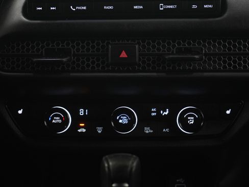 Used 2025 Honda HR-V Sport image 15