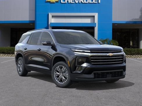 New 2026 Chevrolet Traverse LT w/ Driver Confidence Package FWD image 8