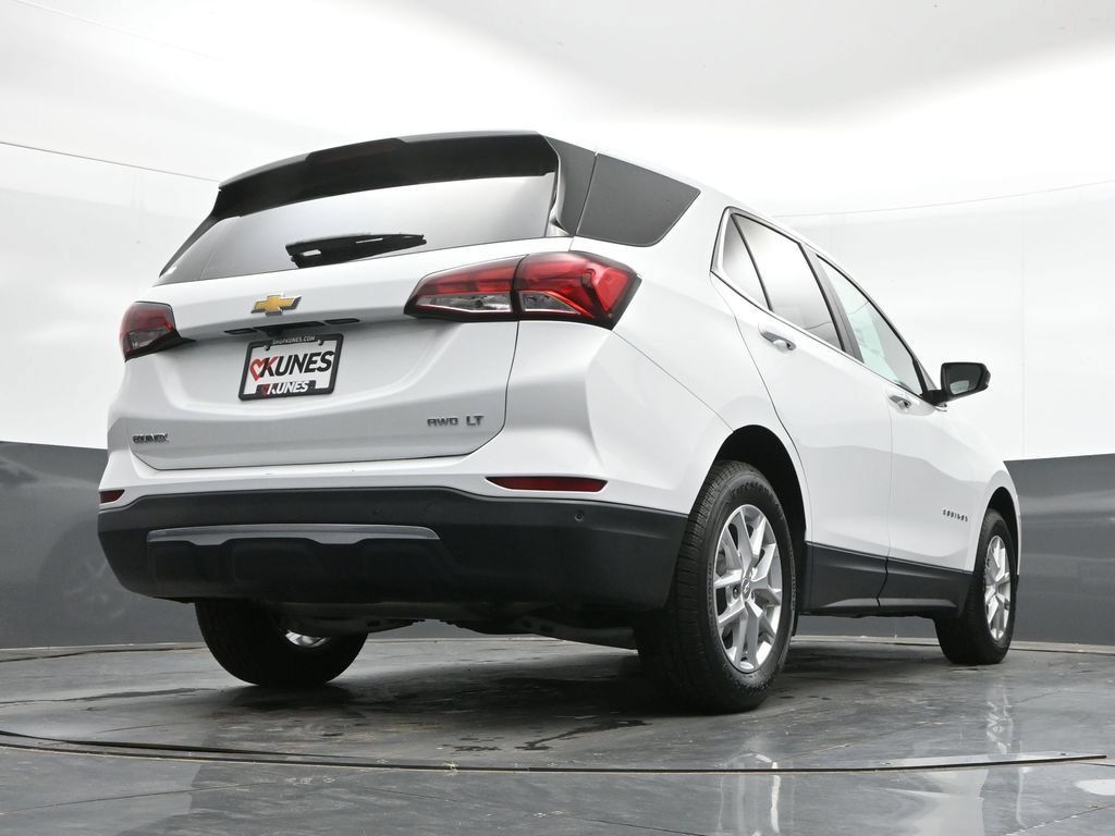 Used 2023 Chevrolet Equinox LT w/ Driver Convenience Package AWD/4WD image 37