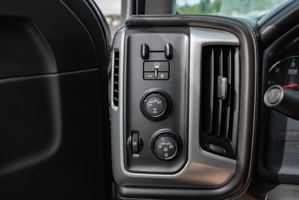 Used 2018 GMC Sierra 1500 SLT w/ SLT Premium Package AWD/4WD image 20