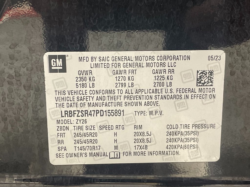 Used 2023 Buick Envision Avenir AWD/4WD image 28