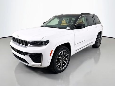 New 2026 Jeep Grand Cherokee Summit AWD/4WD image 3