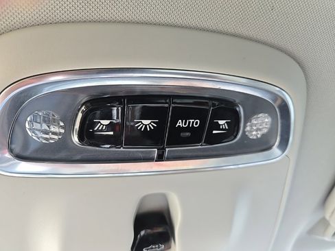 Used 2021 Volvo XC90 T6 Momentum image 66