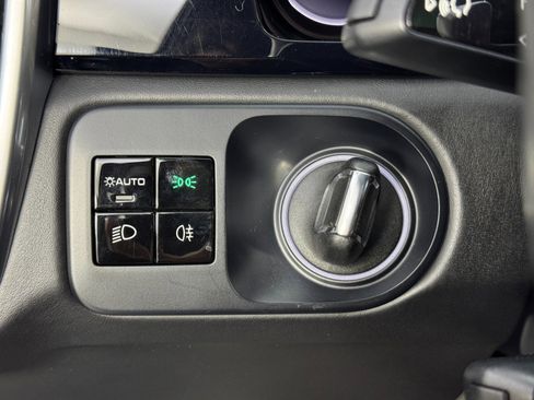 Used 2021 Porsche Cayenne Turbo S AWD/4WD image 19
